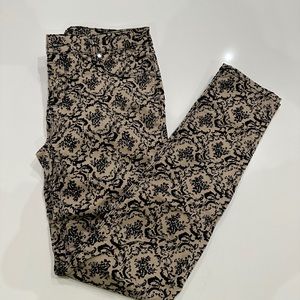 Pants with details in suede